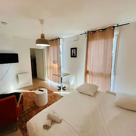 We Live In R - 404 ランス