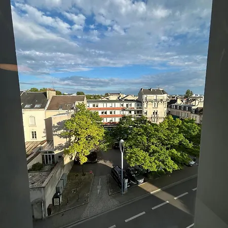 We Live In R - 404 Reims