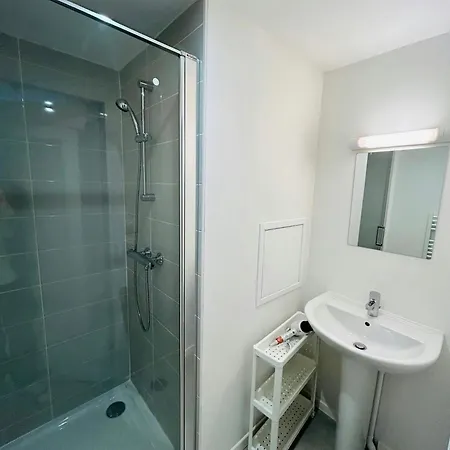 We Live In R - 404 Lägenhet