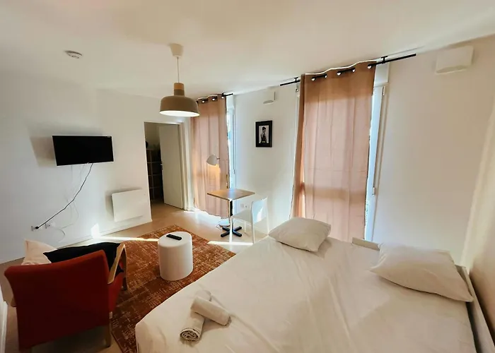 We Live In R - 404 * Reims