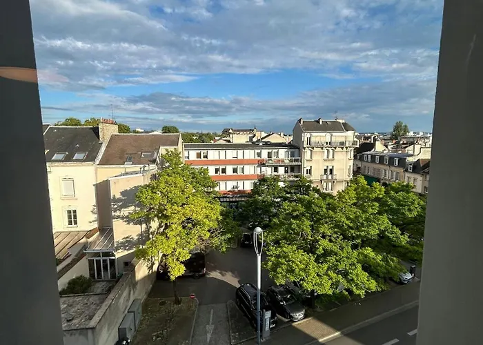 We Live In R - 404 Reims